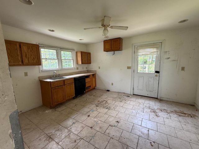 37 Goodridge Drive, Florence, KY 41042