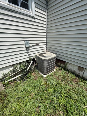 37 Goodridge Drive, Florence, KY 41042
