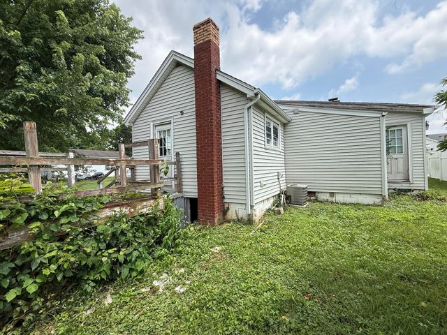 37 Goodridge Drive, Florence, KY 41042