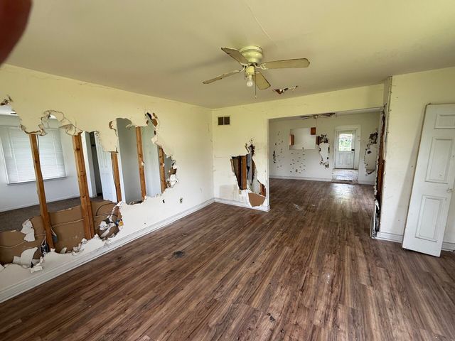 37 Goodridge Drive, Florence, KY 41042