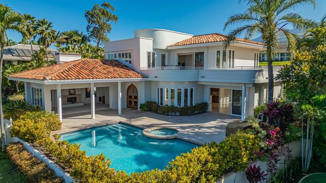 3943 Wailea Ekolu Pl, Kihei, HI 96753