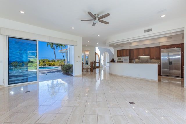 3943 Wailea Ekolu Pl, Kihei, HI 96753