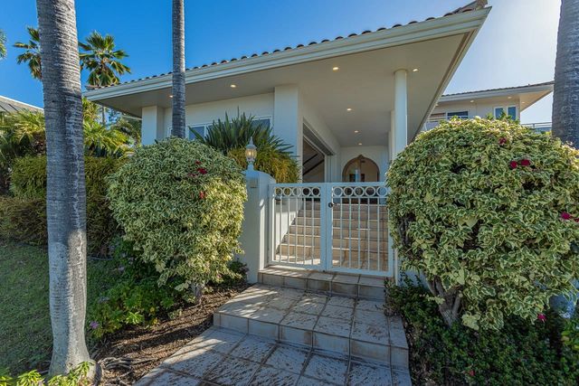 3943 Wailea Ekolu Pl, Kihei, HI 96753