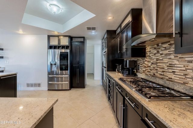 721 WILLOW GLEN Drive, El Paso, TX 79922