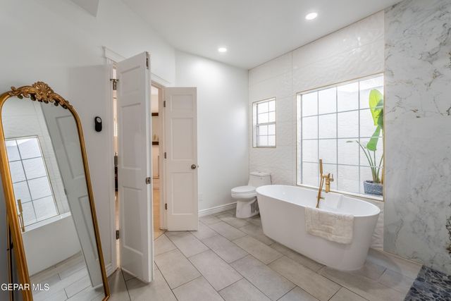 721 WILLOW GLEN Drive, El Paso, TX 79922