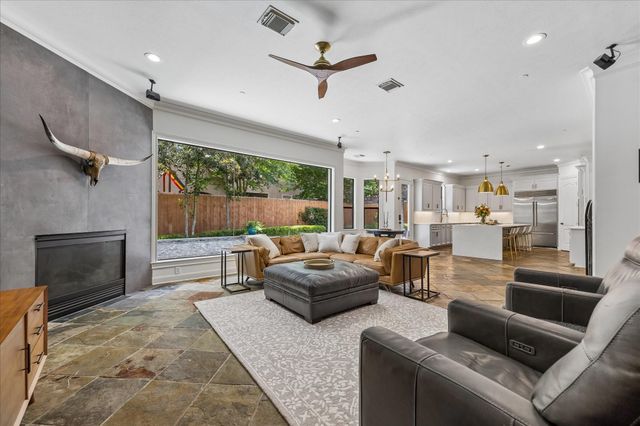 5413 Evergreen Street, Bellaire, TX 77401