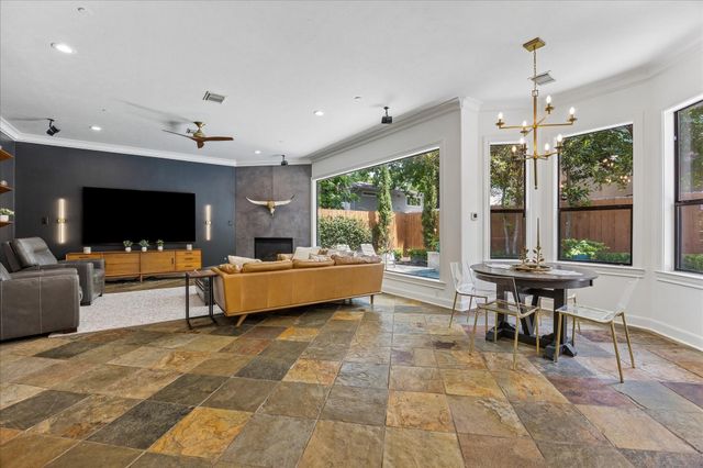 5413 Evergreen Street, Bellaire, TX 77401