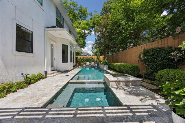 5413 Evergreen Street, Bellaire, TX 77401