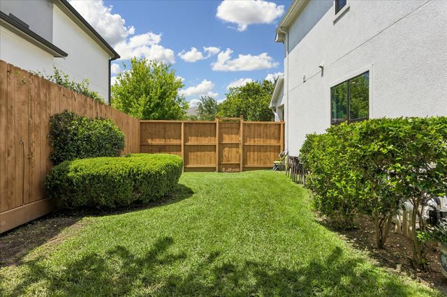 5413 Evergreen Street, Bellaire, TX 77401