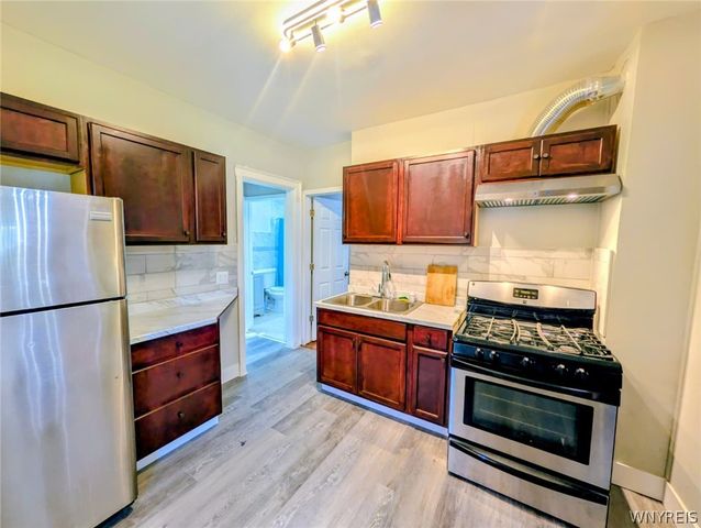 284 Hazelwood Avenue, Buffalo, NY 14215