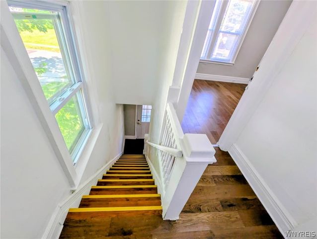 284 Hazelwood Avenue, Buffalo, NY 14215