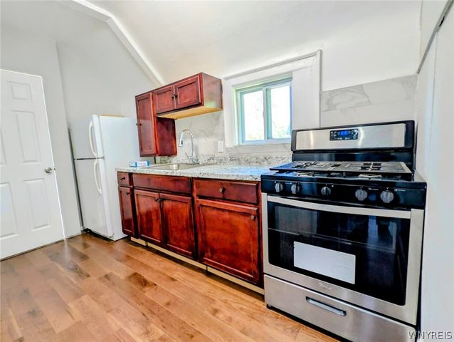 284 Hazelwood Avenue, Buffalo, NY 14215