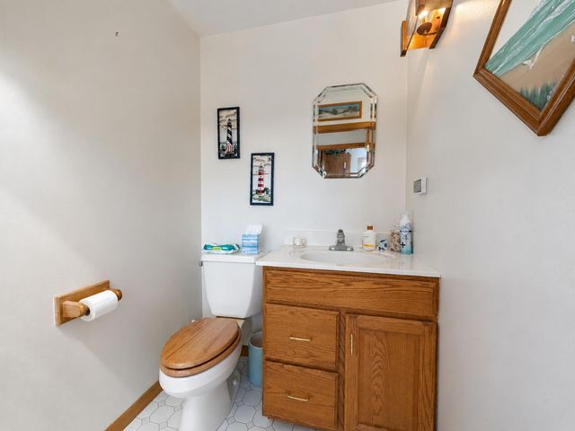 6719 E 84th Drive, Merrillville, IN 46410
