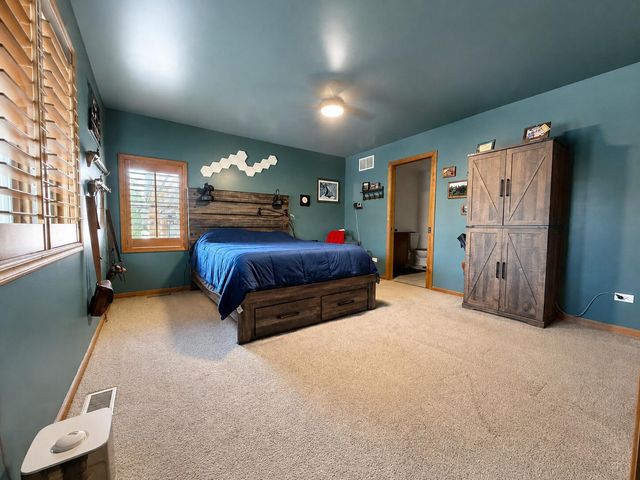 6719 E 84th Drive, Merrillville, IN 46410