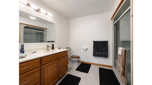 6719 E 84th Drive, Merrillville, IN 46410