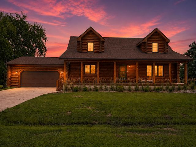 6719 E 84th Drive, Merrillville, IN 46410