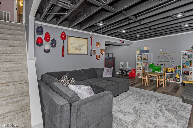 10412 Redbud Drive, Aurora, OH 44202