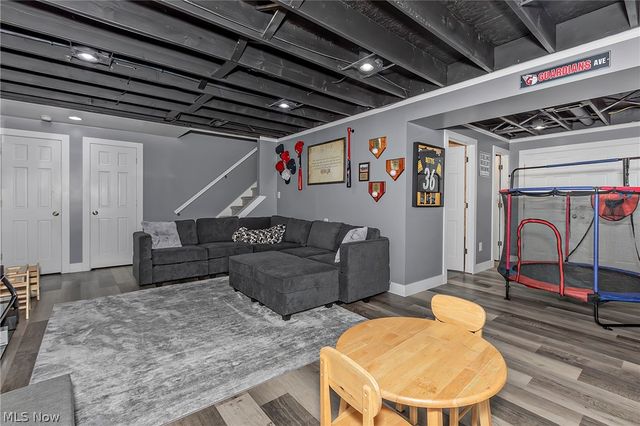 10412 Redbud Drive, Aurora, OH 44202