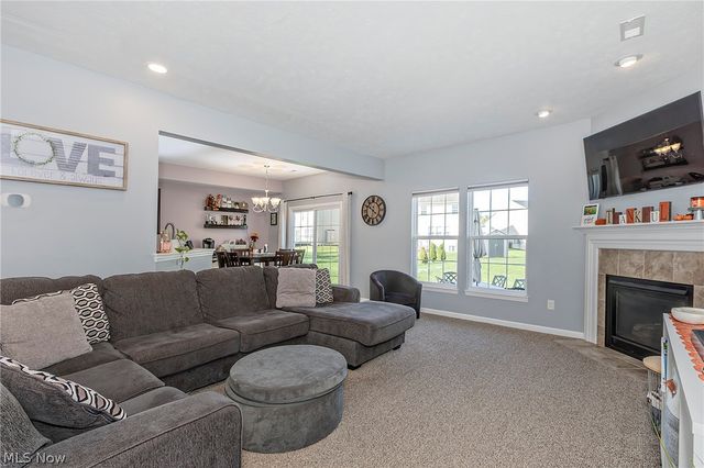 10412 Redbud Drive, Aurora, OH 44202
