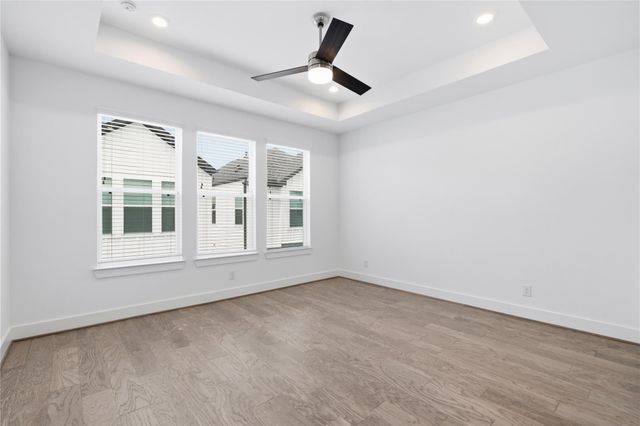 712 W Donovan Street C, Houston, TX 77091