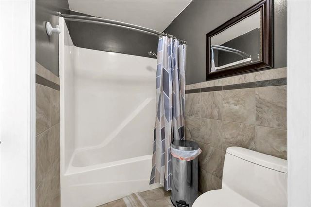 2905 County Line Road, Country Club, MO 64506