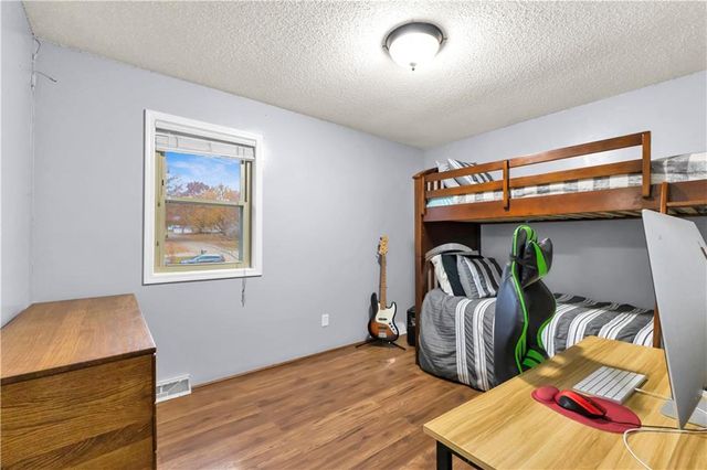 2905 County Line Road, Country Club, MO 64506