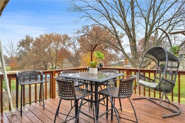 2905 County Line Road, Country Club, MO 64506