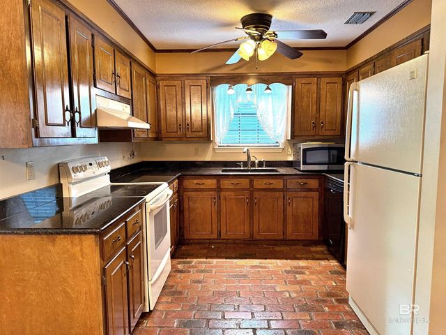 107 Charlotte Court, Daphne, AL 36526