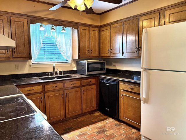 107 Charlotte Court, Daphne, AL 36526