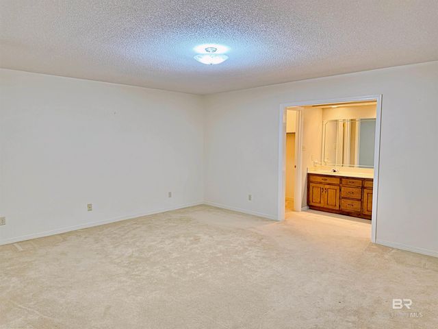 107 Charlotte Court, Daphne, AL 36526