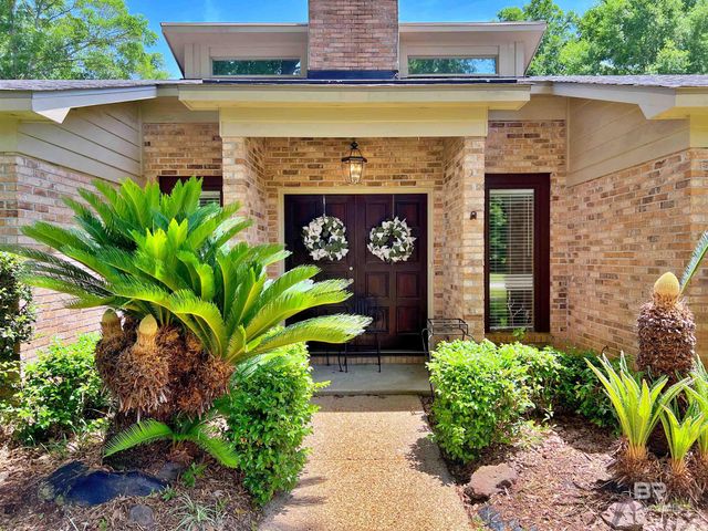 107 Charlotte Court, Daphne, AL 36526