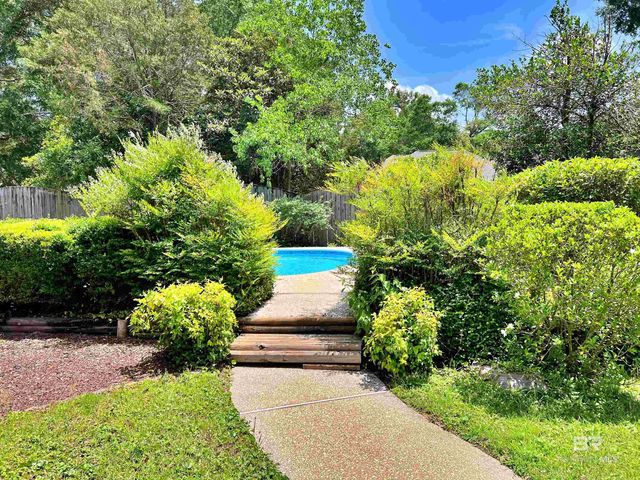 107 Charlotte Court, Daphne, AL 36526