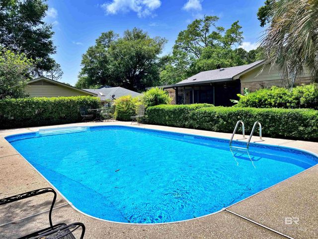 107 Charlotte Court, Daphne, AL 36526