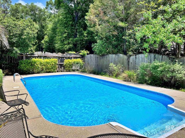 107 Charlotte Court, Daphne, AL 36526