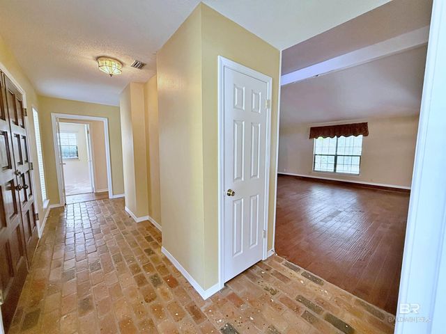 107 Charlotte Court, Daphne, AL 36526