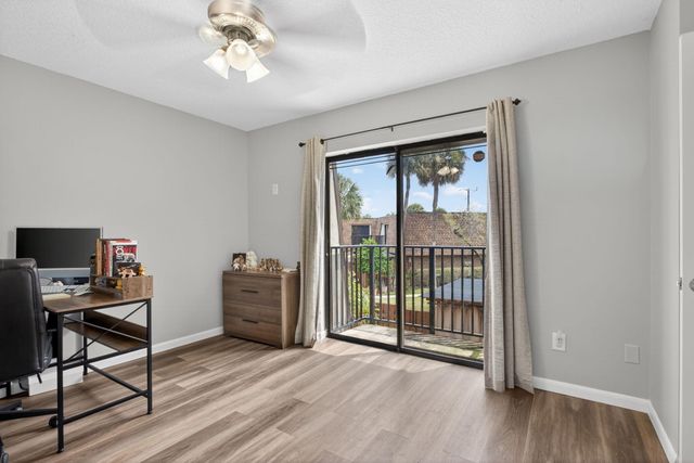 5408 NW 59th Place, Tamarac, FL 33319