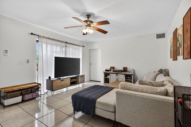 5408 NW 59th Place, Tamarac, FL 33319