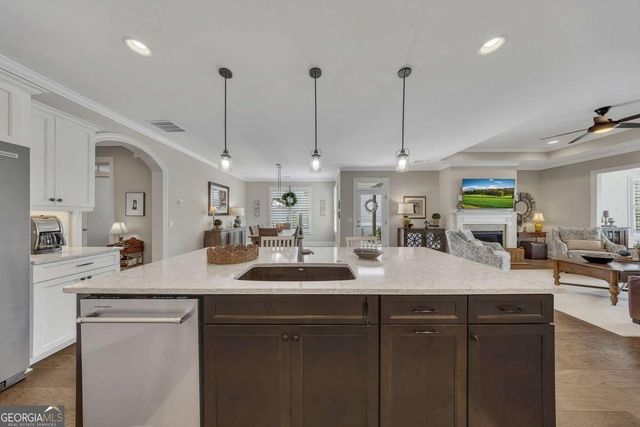 436 Grafton Walk, Woodstock, GA 30188