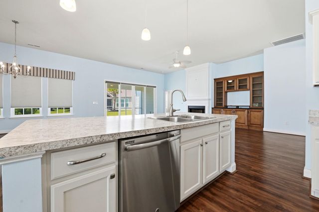 864 Callant Dr., Little River, SC 29566