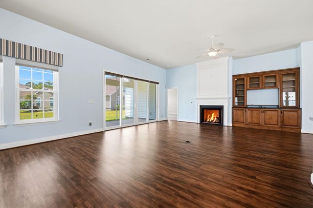 864 Callant Dr., Little River, SC 29566
