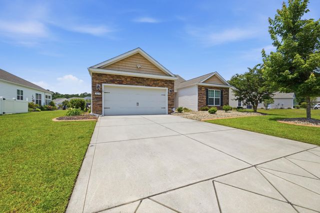 864 Callant Dr., Little River, SC 29566