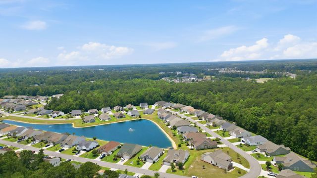 864 Callant Dr., Little River, SC 29566