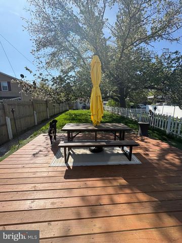 518 FURNACE ST, Emmaus, PA 18049