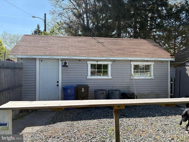 518 FURNACE ST, Emmaus, PA 18049