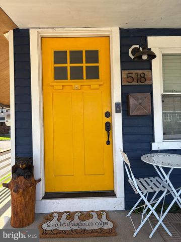 518 FURNACE ST, Emmaus, PA 18049