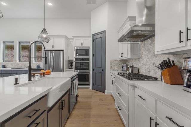 2817 Amesbury, The Colony, TX 75056