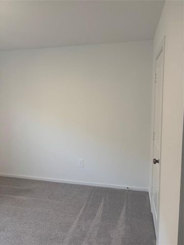 17843 Grove Hill Dr, Hockley, TX 77447