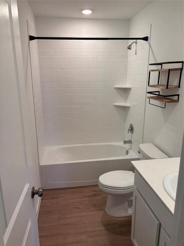 17843 Grove Hill Dr, Hockley, TX 77447