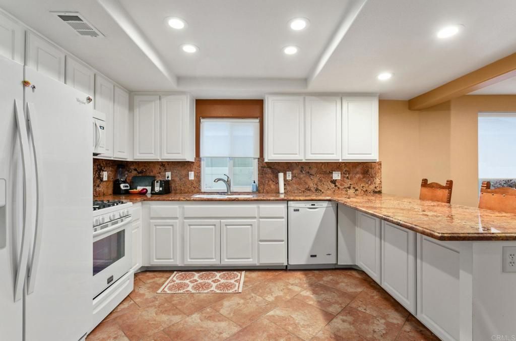 4617 PARK DR, Carlsbad, CA 92008 — photo 4