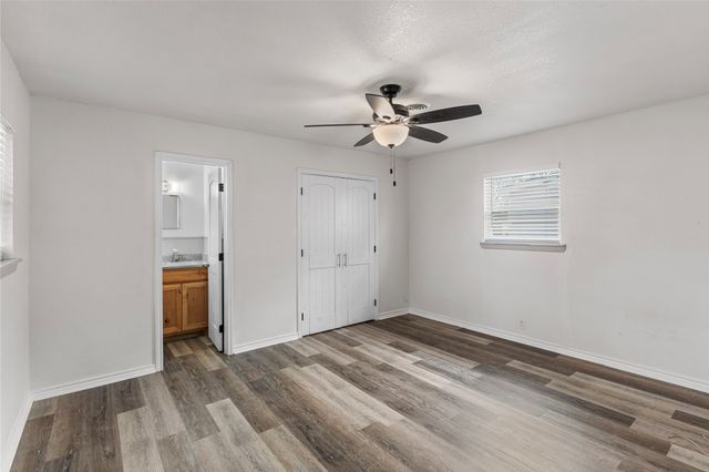 1204 Elmwood Street, Gainesville, TX 76240